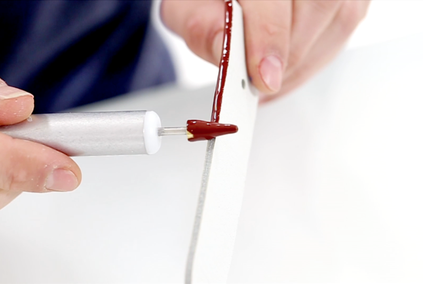 The Methods of Leather Edge Dyeing